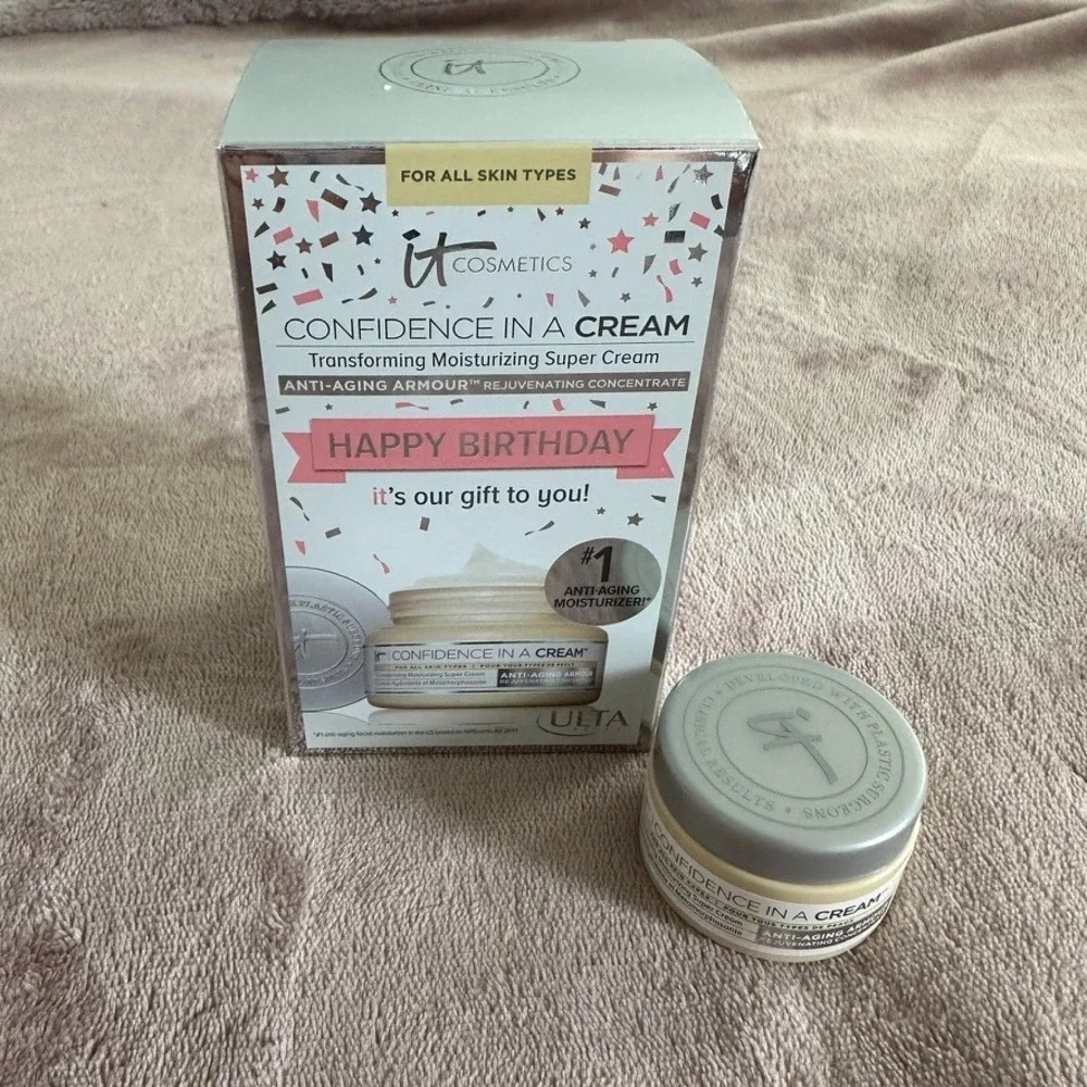 IT‎ Cosmetics Confidence in a Cream Transforming Moisturizing Cream 0.5 fl oz